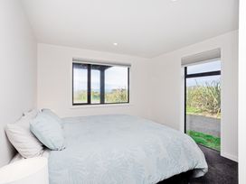 Southern Breeze - Colac Bay Beach House -  - 1159371 - thumbnail photo 9