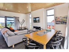 Southern Breeze - Colac Bay Beach House -  - 1159371 - thumbnail photo 5