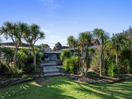 CocoLoco - Waitarere Beach Holiday Home -  - 1159455 - thumbnail photo 29