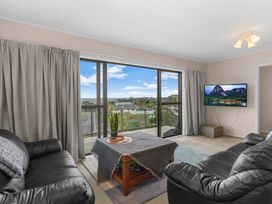 Seaview Lookout - Mangawhai Heads Holiday Home -  - 1159520 - thumbnail photo 8