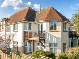 3 bedroom Cottage for rent in Paignton