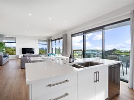 Doubtless Delight - Cable Bay Holiday Home -  - 1159780 - thumbnail photo 7