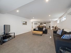 Spacious Cayman Mount Maunganui Apartment -  - 1159784 - thumbnail photo 8