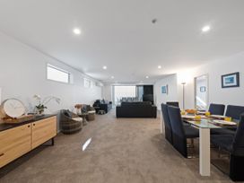 Spacious Cayman Mount Maunganui Apartment -  - 1159784 - thumbnail photo 14