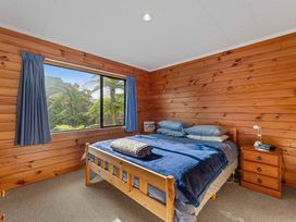 Getaway on Grove - Lake Taupo Holiday Home -  - 1160072 - thumbnail photo 11