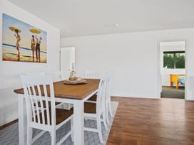 Tohora Serenity - Waihi Beach Holiday Home -  - 1160360 - thumbnail photo 8