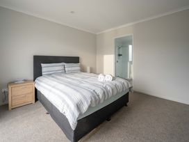 Harbour Heights - Akaroa Holiday Home -  - 1160522 - thumbnail photo 14