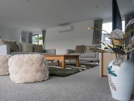 Harbour Heights - Akaroa Holiday Home -  - 1160522 - thumbnail photo 18