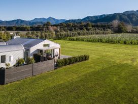 Rapaura Vineyard Escape - Blenheim Retreat -  - 1160599 - thumbnail photo 1