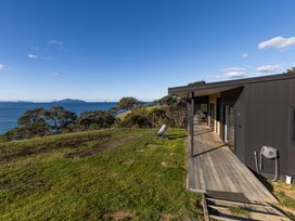 Slice of Paradise - Waipu Cove Holiday Home -  - 1160725 - thumbnail photo 24