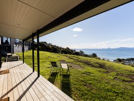 Slice of Paradise - Waipu Cove Holiday Home -  - 1160725 - thumbnail photo 25