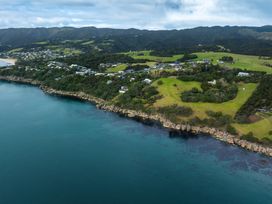 Slice of Paradise - Waipu Cove Holiday Home -  - 1160725 - thumbnail photo 35