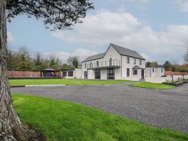 5 bedroom Cottage for rent in Bideford
