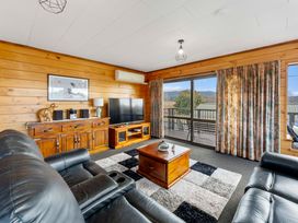 Riverside Haven - Turangi Holiday Home -  - 1161041 - thumbnail photo 16