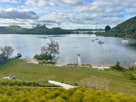 Lakefront Living - Lake Rotoiti Holiday Home -  - 1161269 - thumbnail photo 24