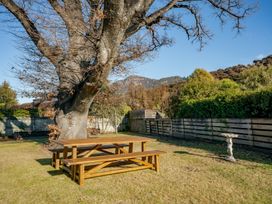 Charming Stone Cottage  - Wanaka Holiday Home -  - 1161271 - thumbnail photo 18