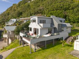 Ocean View Beach Beauty - Tairua Holiday Home -  - 1161273 - thumbnail photo 39