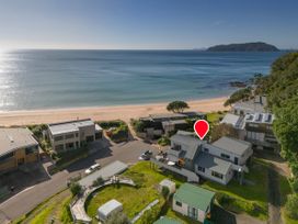 Ocean View Beach Beauty - Tairua Holiday Home -  - 1161273 - thumbnail photo 1