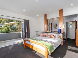 Ocean View Beach Beauty - Tairua Holiday Home -  - 1161273 - thumbnail photo 18