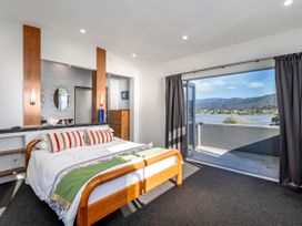 Ocean View Beach Beauty - Tairua Holiday Home -  - 1161273 - thumbnail photo 23