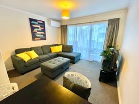 OK Holiday Unit #5 - Queenstown Holiday Apartment -  - 1161346 - thumbnail photo 3