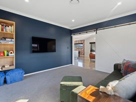 Regent Sanctuary - Martinborough Holiday Home -  - 1161478 - thumbnail photo 12