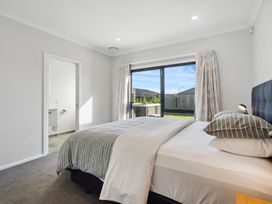 Regent Sanctuary - Martinborough Holiday Home -  - 1161478 - thumbnail photo 15