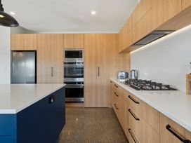 Regent Sanctuary - Martinborough Holiday Home -  - 1161478 - thumbnail photo 9