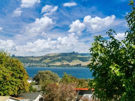 Poppy's Bach - Lake Taupo Holiday Home -  - 1161669 - thumbnail photo 1