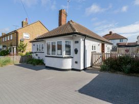 2 bedroom Cottage for rent in Herne Bay
