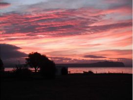 Lakefront Retreat - Lake Taupo Holiday Home -  - 1161781 - thumbnail photo 45