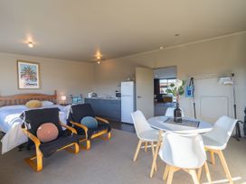 Mountain View Comfort - Te Anau Holiday Home -  - 1161855 - thumbnail photo 23