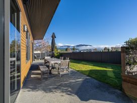 Mountain View Comfort - Te Anau Holiday Home -  - 1161855 - thumbnail photo 25