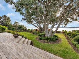 Harbourside Views - One Tree Point Holiday Home -  - 1161862 - thumbnail photo 6