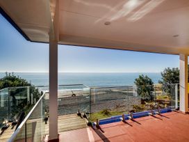 Coastal Embrace - Te Awanga Seaview Escape -  - 1161863 - thumbnail photo 3