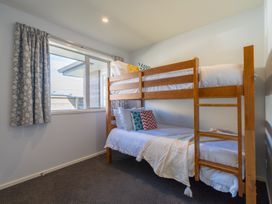 Cozy Haven - Te Anau Holiday Home -  - 1161867 - thumbnail photo 16