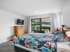 Beachy Serenity - Waihi Beach Holiday Home -  - 1161960 - thumbnail photo 14