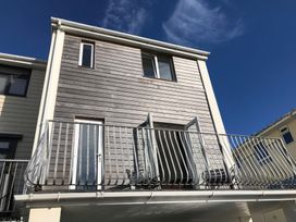 4 bedroom Cottage for rent in St Martins