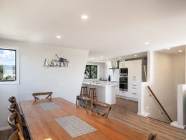 Sunset Shores - Paraparaumu Beach Retreat -  - 1162455 - thumbnail photo 8