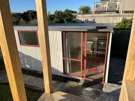 Sunset Shores - Paraparaumu Beach Retreat -  - 1162455 - thumbnail photo 18