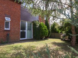 4 bedroom Cottage for rent in Frome