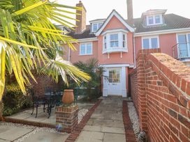 3 bedroom Cottage for rent in Aldeburgh