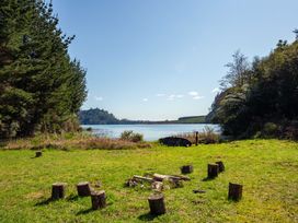 Fun and Falls Haven - Lake Taupo Holiday Home -  - 1163015 - thumbnail photo 31