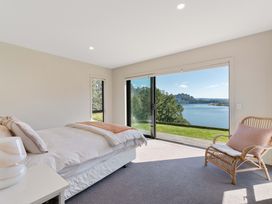 Fun and Falls Haven - Lake Taupo Holiday Home -  - 1163015 - thumbnail photo 14