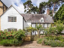 3 bedroom Cottage for rent in Chipping Campden