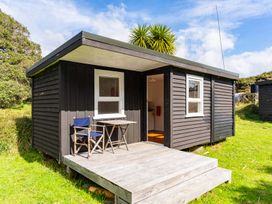 Seaview and Pohutukawa - Pakiri Beach Retreat -  - 1163132 - thumbnail photo 4