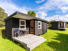 Seaview and Pohutukawa - Pakiri Beach Retreat -  - 1163132 - thumbnail photo 3