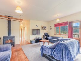 Pukeko Cottage - Marlborough Sounds Retreat -  - 1163267 - thumbnail photo 3