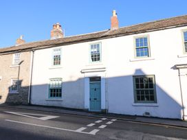 3 bedroom Cottage for rent in Richmond