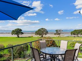 Waterfront Charm - Snells Beach Holiday Home -  - 1163464 - thumbnail photo 2